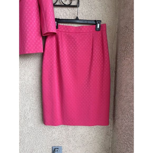Vintage Louis Feraud Virgin Wool 2 Piece Blazer And Skirt - Size 10 - Pink - Picture 7 of 16